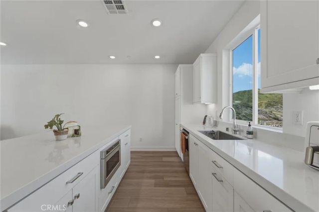 26661 Blue Hills Loop, Valencia, CA 91381