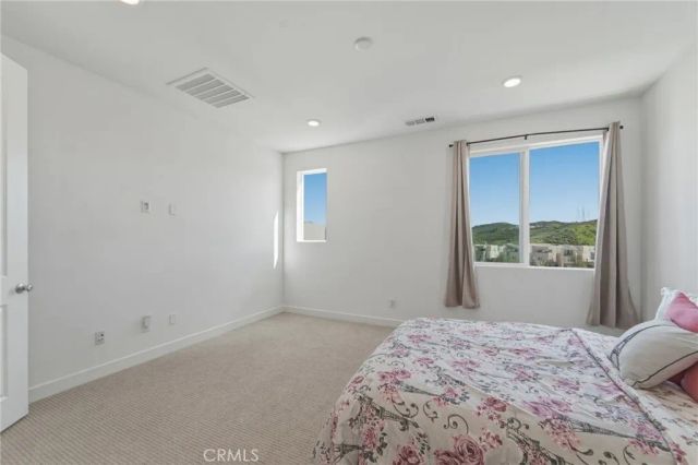 26661 Blue Hills Loop, Valencia, CA 91381