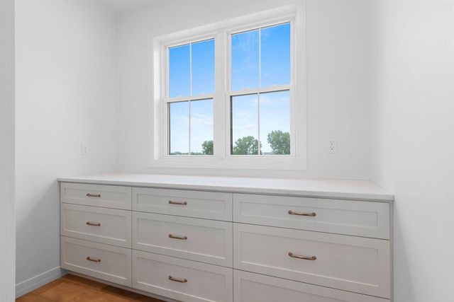 3161 TRINITY COURT, De Pere, WI 54115