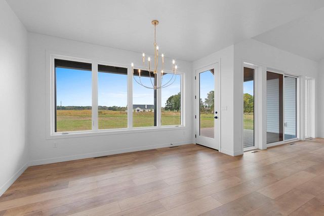 3161 TRINITY COURT, De Pere, WI 54115