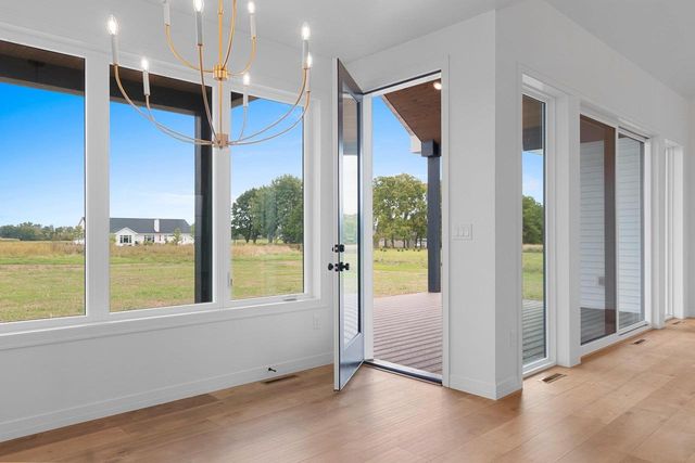 3161 TRINITY COURT, De Pere, WI 54115
