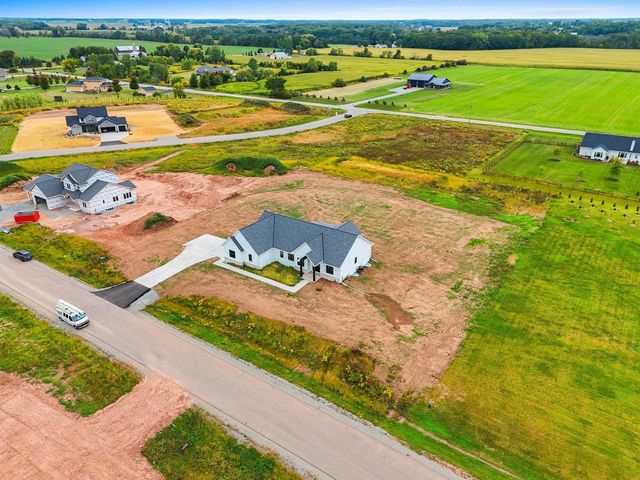 3161 TRINITY COURT, De Pere, WI 54115