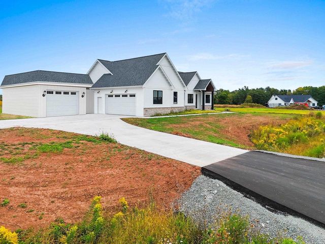 3161 TRINITY COURT, De Pere, WI 54115