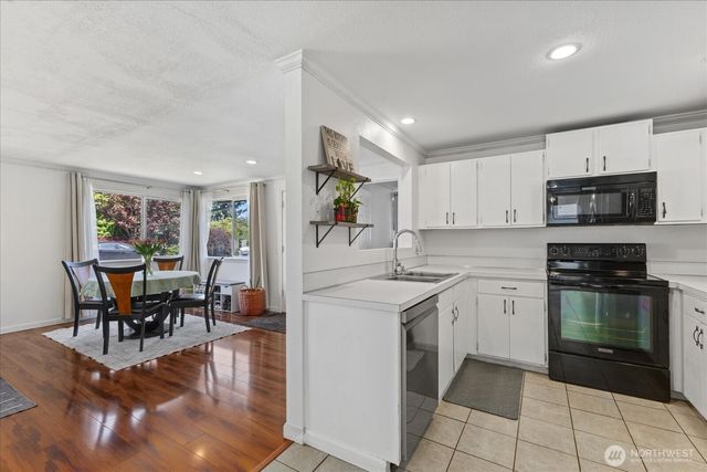 6004 99th Street NE, Marysville, WA 98270