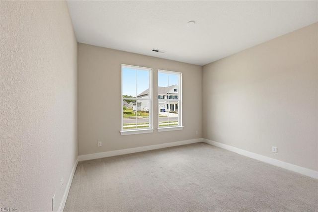 320 Rhapsody DR, Suffolk, VA 23435