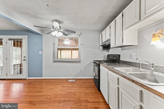 2121 BRIARWOOD DR, Waldorf, MD 20601