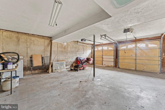 2121 BRIARWOOD DR, Waldorf, MD 20601