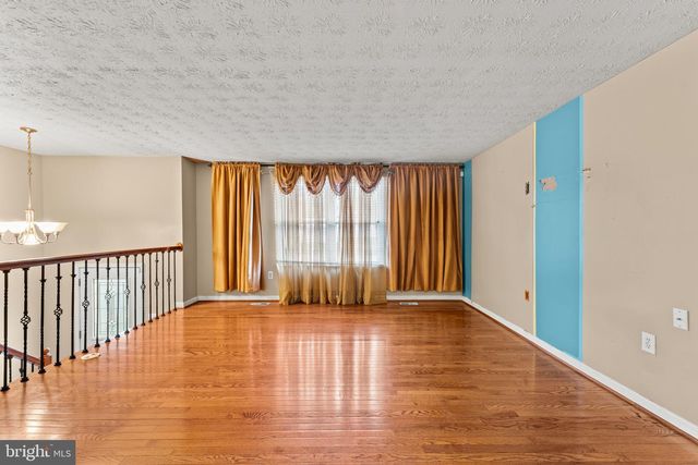 2121 BRIARWOOD DR, Waldorf, MD 20601