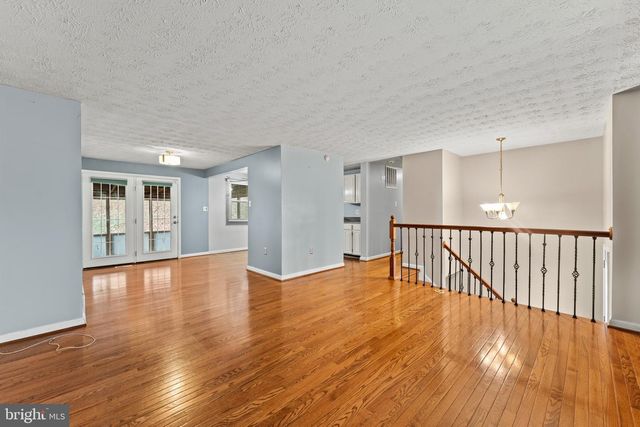 2121 BRIARWOOD DR, Waldorf, MD 20601