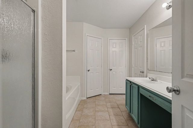 3820 Willowick Circle, Denton, TX 76210