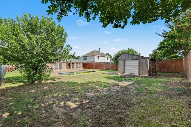 3820 Willowick Circle, Denton, TX 76210