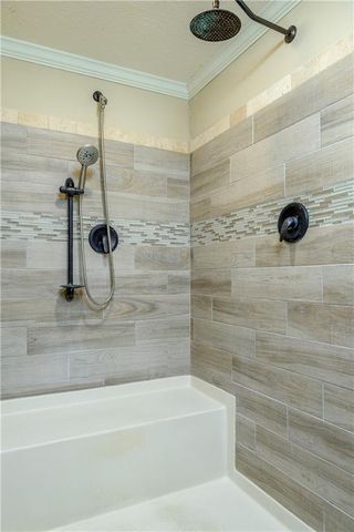 2155 B WIGGINS Road, Pineville, LA 71360