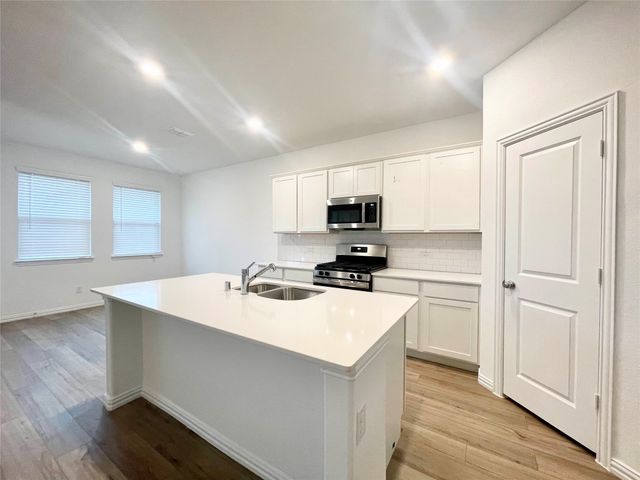 1102 Mahogany Lane, Princeton, TX 75407