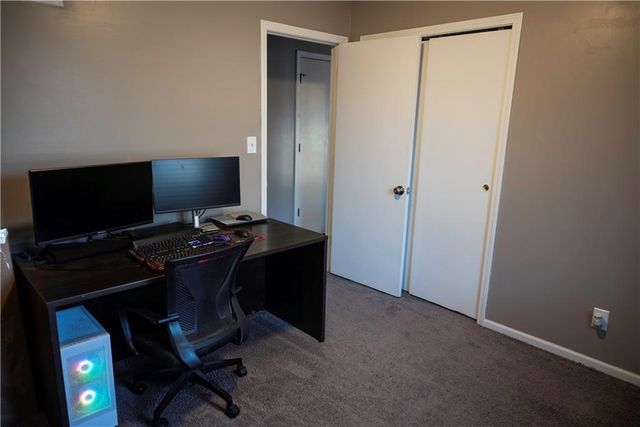 7640 NW Milrey Drive, Kansas City, MO 64152