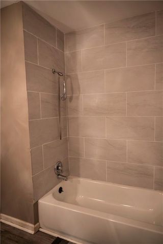 7640 NW Milrey Drive, Kansas City, MO 64152