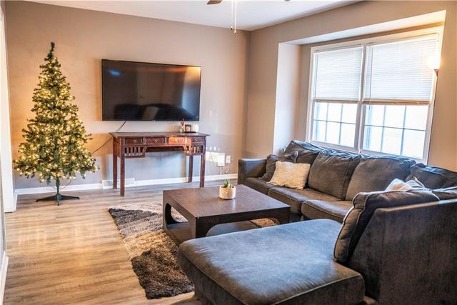 7640 NW Milrey Drive, Kansas City, MO 64152