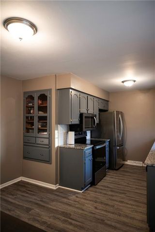 7640 NW Milrey Drive, Kansas City, MO 64152