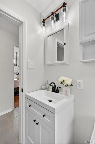 5634 Fyler Avenue, St Louis, MO 63139