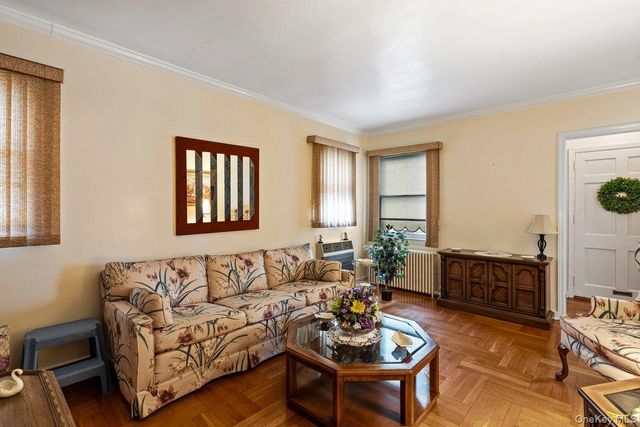 14586 8th Avenue, Whitestone, NY 11357