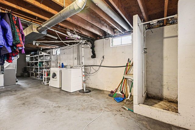 15290 Enzian Road, Plainwell, MI 49080