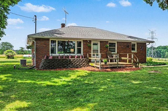 15290 Enzian Road, Plainwell, MI 49080