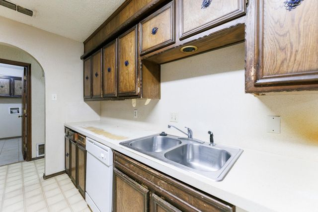 4708 60th Street, Lubbock, TX 79414