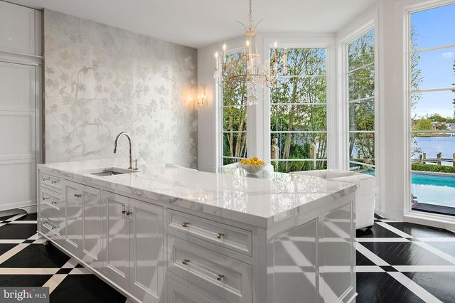 8 SPA VIEW CIR, Annapolis, MD 21401