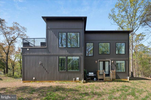 3249 ARUNDEL ON THE BAY RD, Annapolis, MD 21403