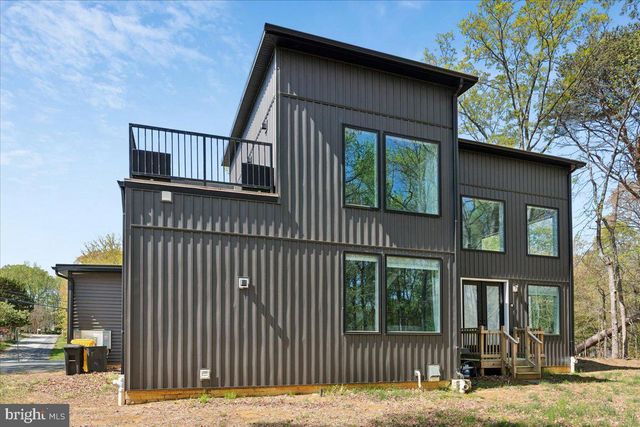 3249 ARUNDEL ON THE BAY RD, Annapolis, MD 21403