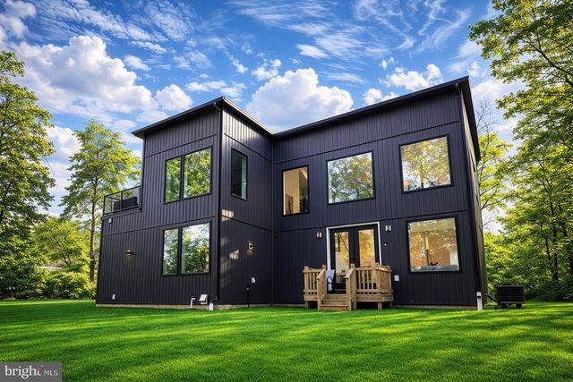 3249 ARUNDEL ON THE BAY RD, Annapolis, MD 21403