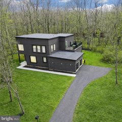 3249 ARUNDEL ON THE BAY RD, Annapolis, MD 21403