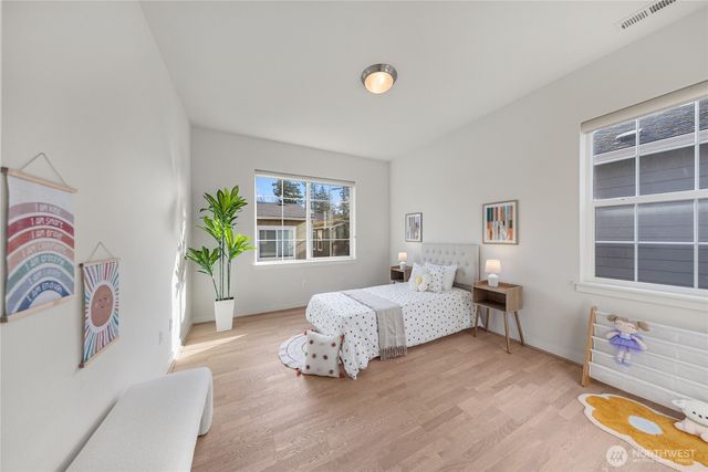 1314 Pine Crest Cir NE, Issaquah, WA 98029