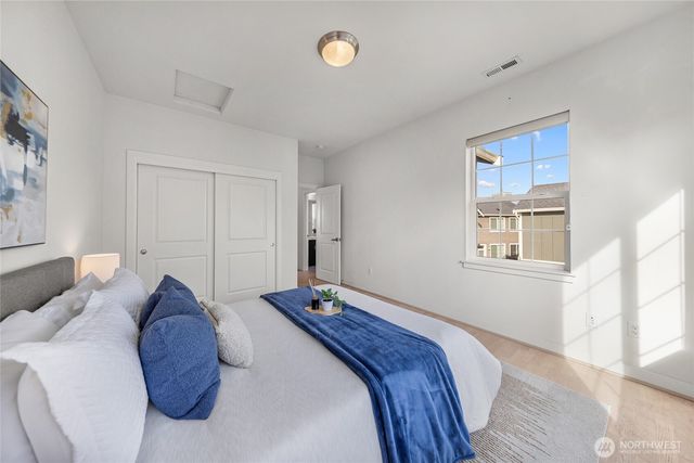 1314 Pine Crest Cir NE, Issaquah, WA 98029