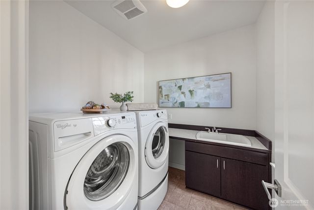 1314 Pine Crest Cir NE, Issaquah, WA 98029