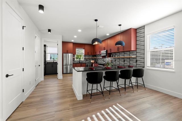 212 W EUCLID AVENUE B, Tampa, FL 33602