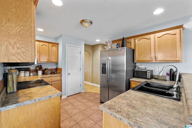 565 RB SHADRIX ROAD, Hayden, AL 35079