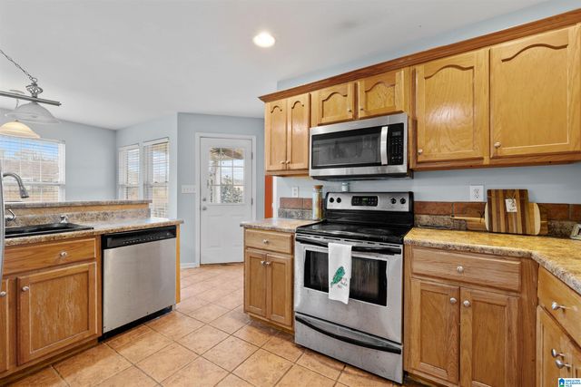 565 RB SHADRIX ROAD, Hayden, AL 35079