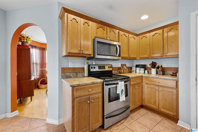 565 RB SHADRIX ROAD, Hayden, AL 35079