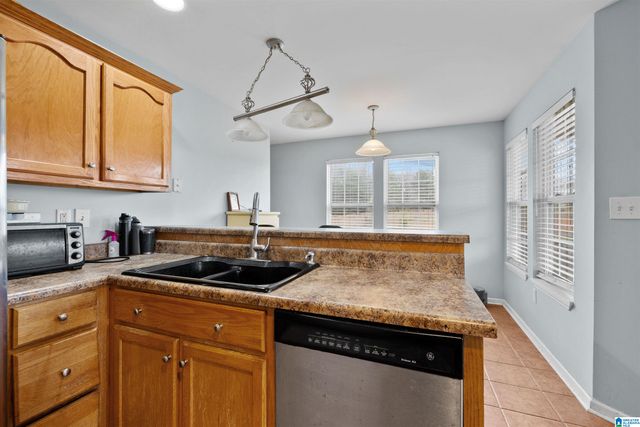 565 RB SHADRIX ROAD, Hayden, AL 35079