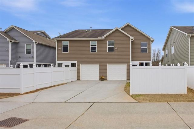 557 Cypher Drive, Suwanee, GA 30024