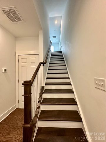 5013 Sovereignty Court, Charlotte, NC 28205