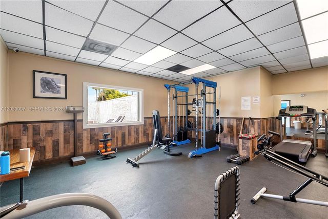 5530 SW 32nd Ter, Dania Beach, FL 33312