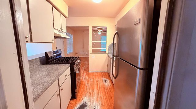 8404 Maine DR, Austin, TX 78758