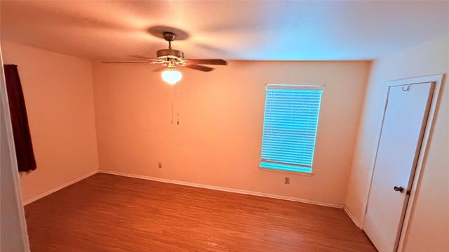 8404 Maine DR, Austin, TX 78758