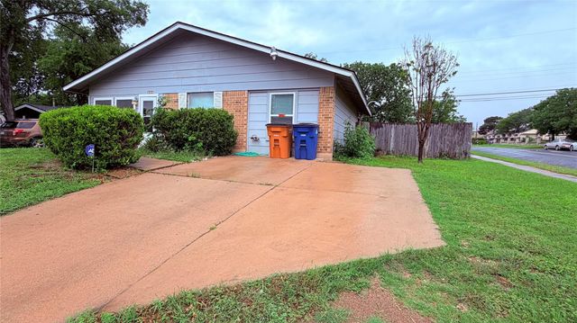 8404 Maine DR, Austin, TX 78758