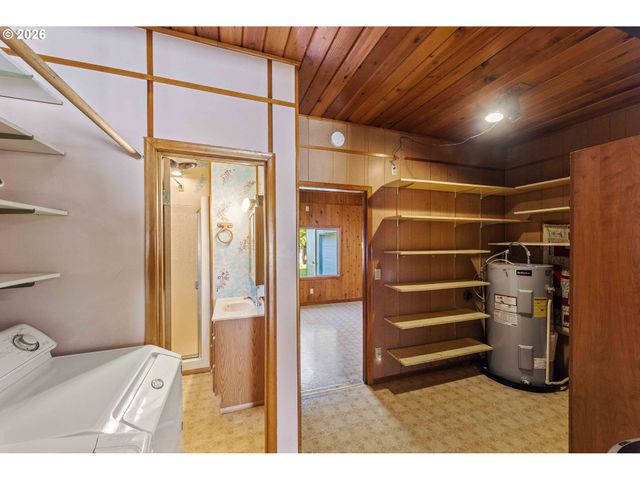 87463 MCTIMMONS Ln, Bandon, OR 97411