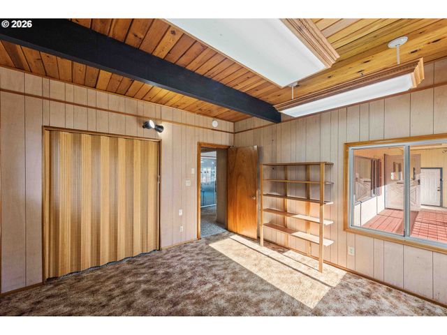 87463 MCTIMMONS Ln, Bandon, OR 97411