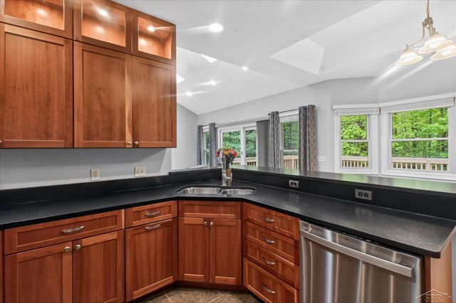 809 Rosewood Boulevard, Homer Twp, MI 48640