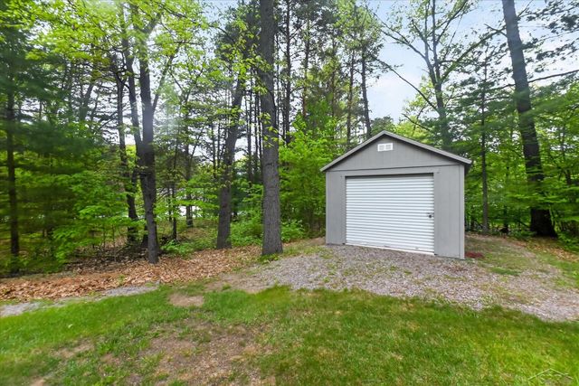 809 Rosewood Boulevard, Homer Twp, MI 48640