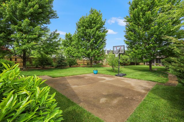 609 Tallow Court, Lexington, KY 40509
